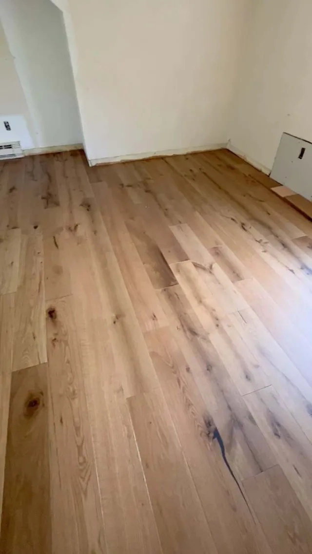 Rustic white oak with natural knots